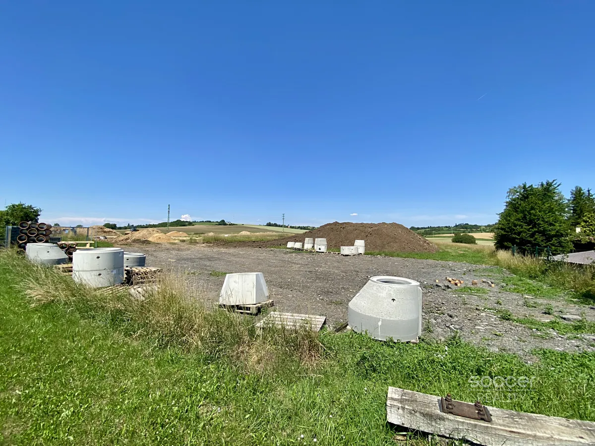 Prodej stavebního pozemku 1056 m²
